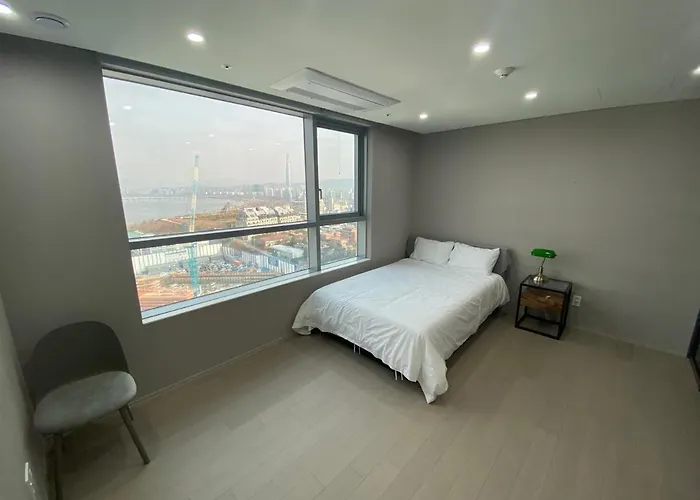 Cheongdam Stn 30s Luxury 1bdr+1living アパート ソウル特別市